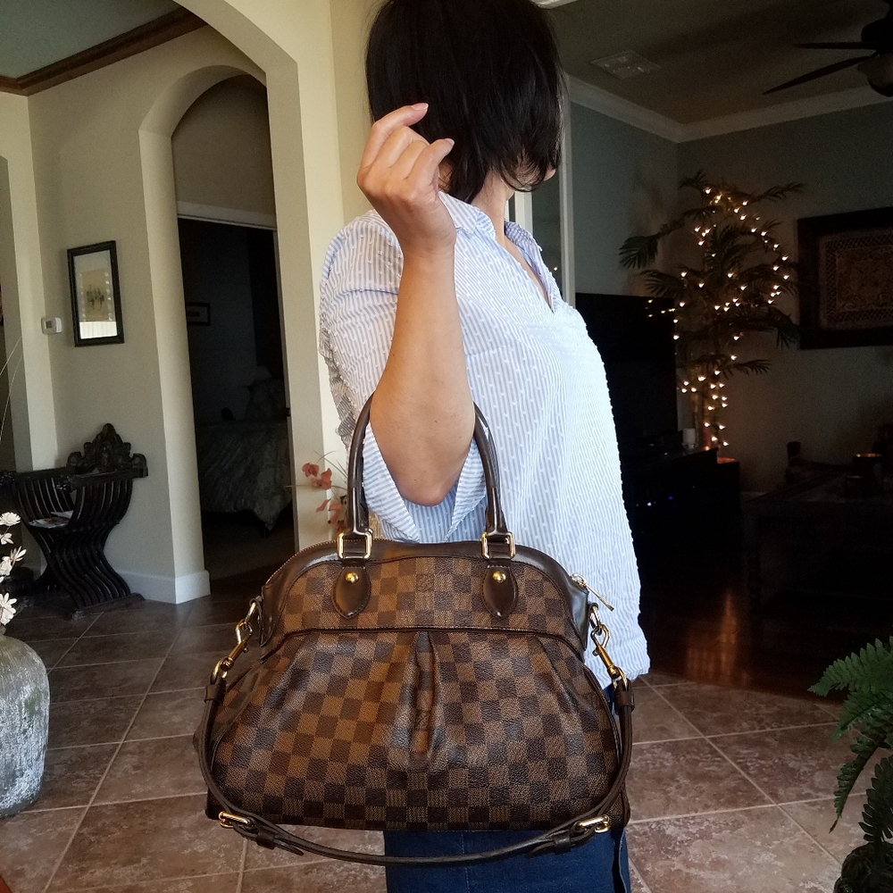 SOLD@!  Louis Vuitton Damier Trevi Handbag PM